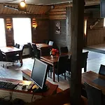 Ξενοδοχείο Ukkohalla Chalets 4*