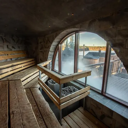 Ukkohalla Chalets Hotel