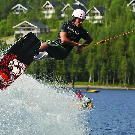 乌科哈拉滑雪小木屋公寓 Ukkohalla