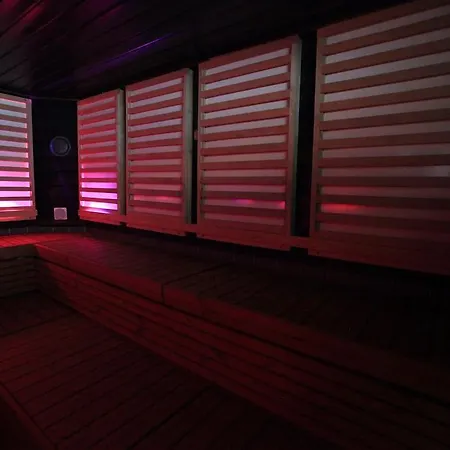 乌科哈拉滑雪小木屋公寓 酒店