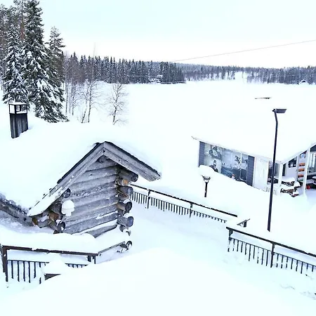 Ukkohalla Chalets 4*